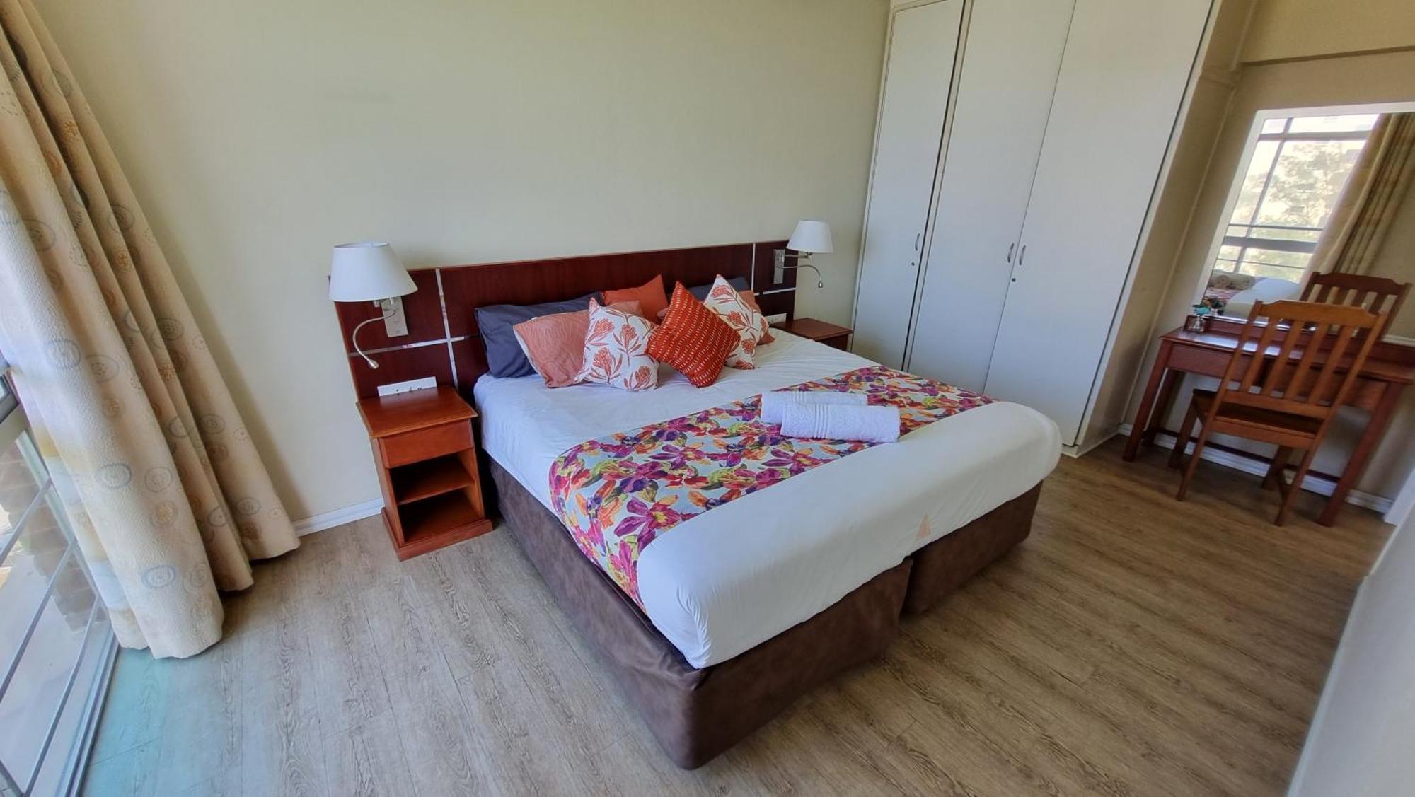 Upmarket Beach Flat, Free Wifi & Disneyplus Apartment Durban Exterior photo