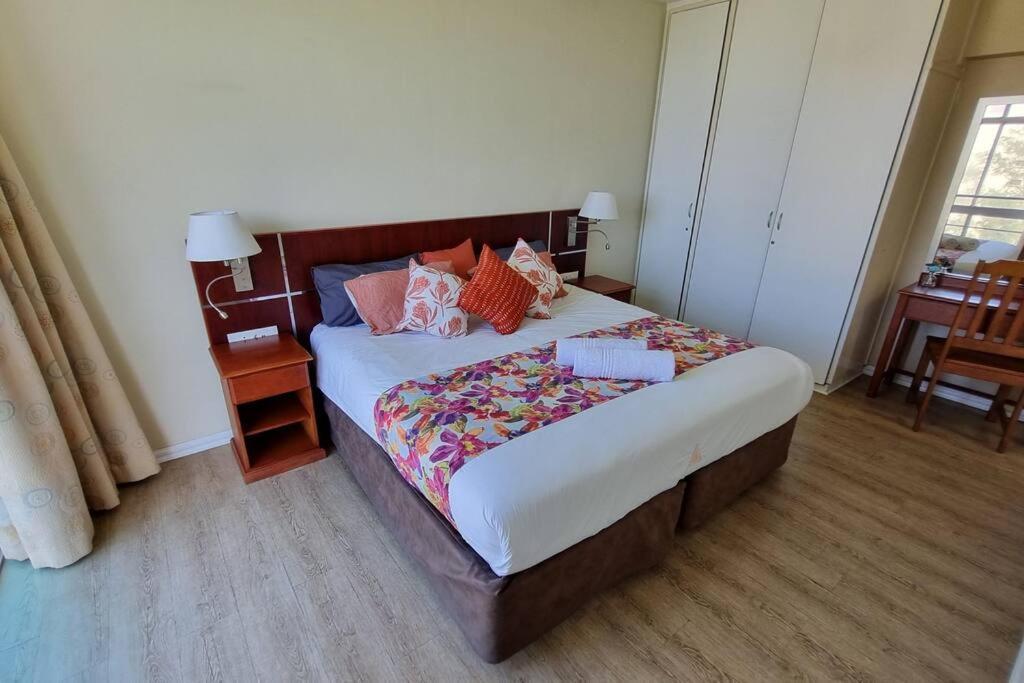 Upmarket Beach Flat, Free Wifi & Disneyplus Apartment Durban Exterior photo